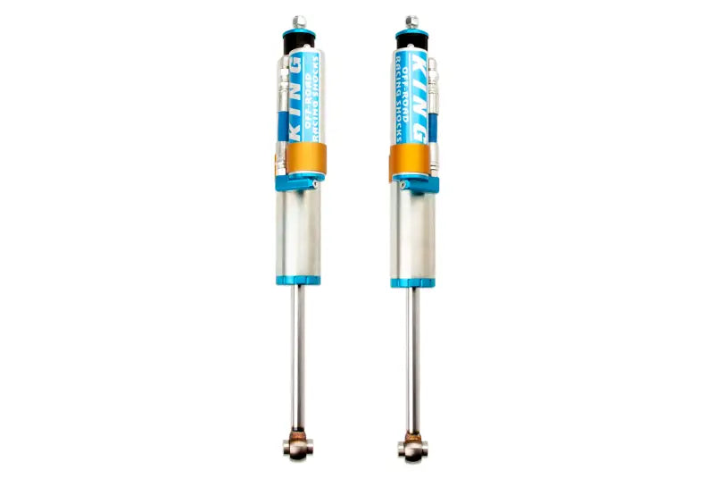 King Shocks 2005+ Ford F-250/F-350 4WD Front 2.5 Dia Remote Res Shock for 1-2.5in Lift (Pair) kin25001-372