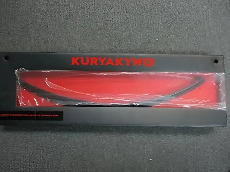 Kuryakyn Smooth Windshield Trim 96-13 Touring Gloss Black - 1318 kur1318
