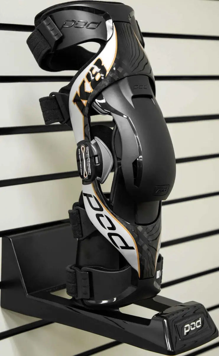 Kx Single Brace Display Black wps-664-0999